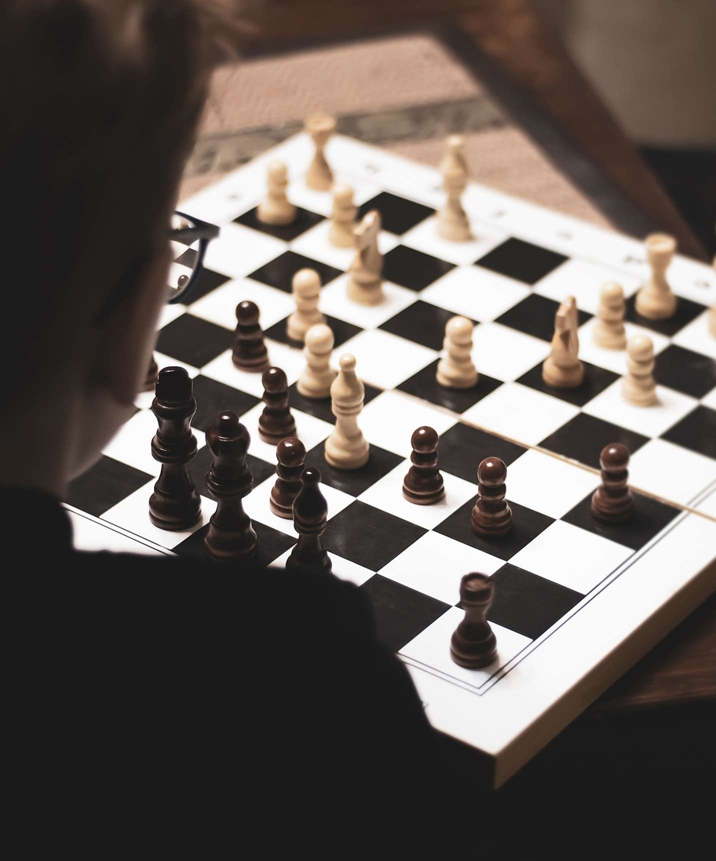 At All Inclusive Hotel and Spa in Porto Santo you can enjoy the game room with family playing chess