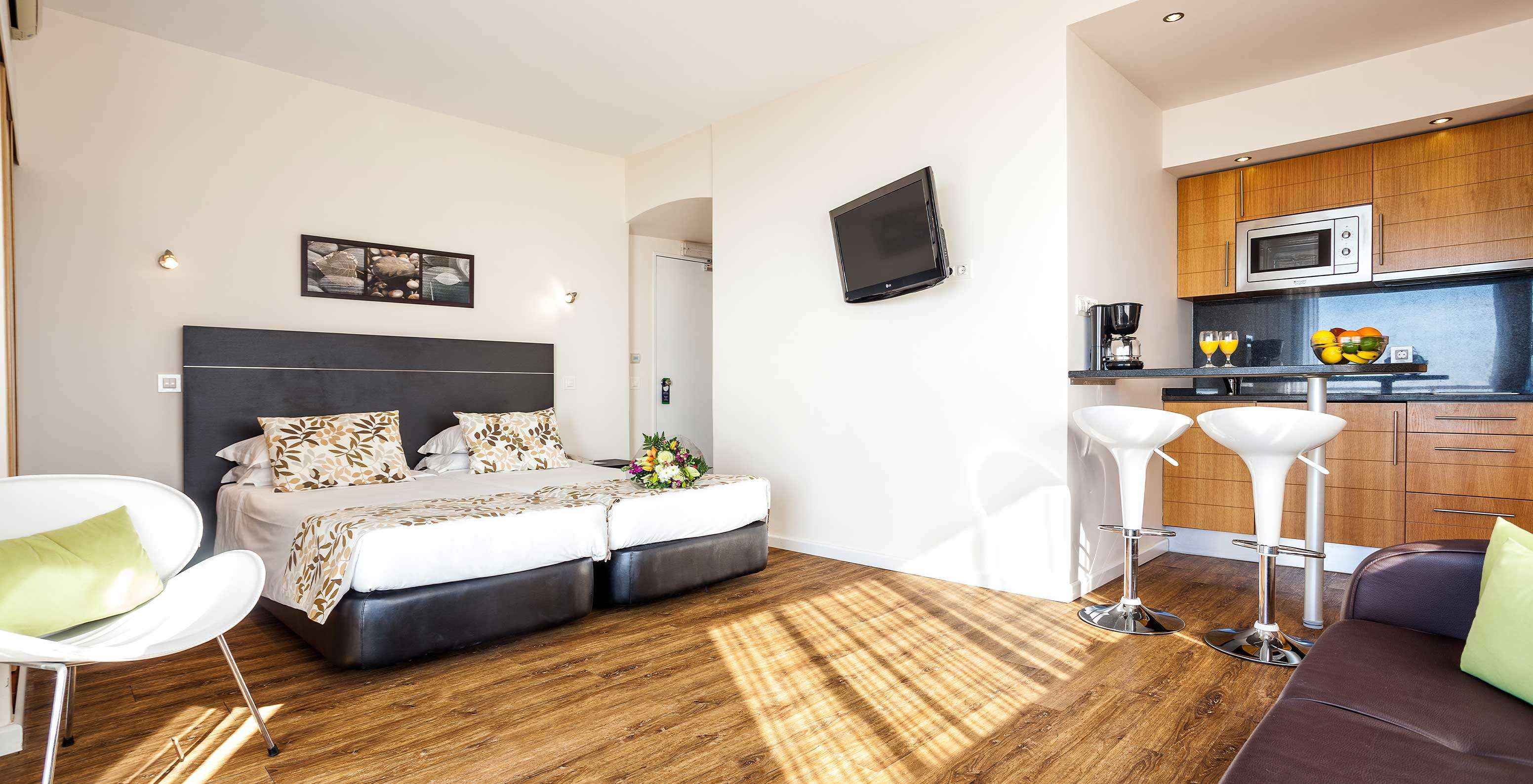 De Studio Vista Mar van Pestana Alvor Atlântico is een ruim appartement met televisie en kitchenette