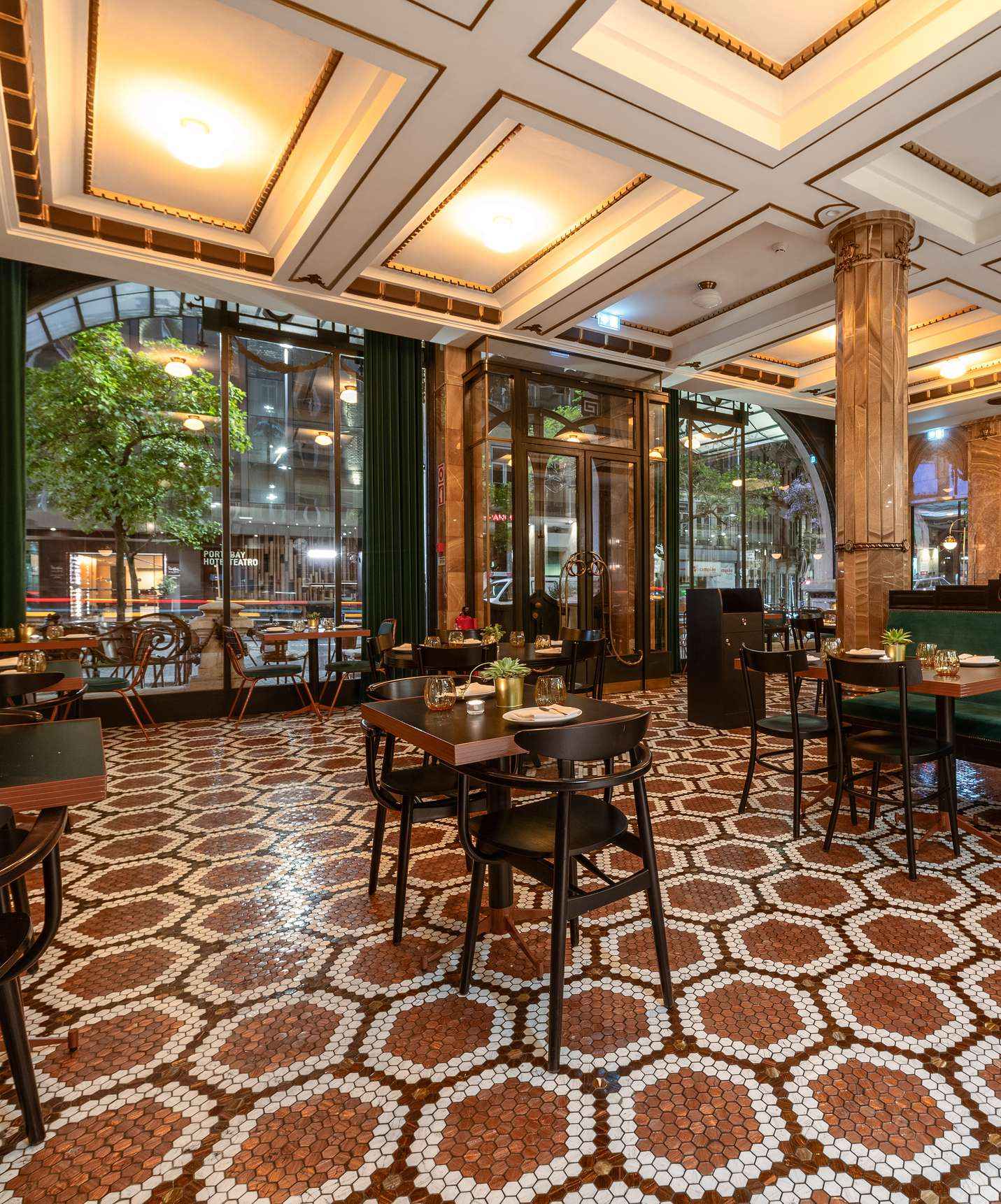 Pestana Porto - A Brasileira, vijfsterrenhotel in Porto, heeft restaurant geleid door chef Marlene Neto