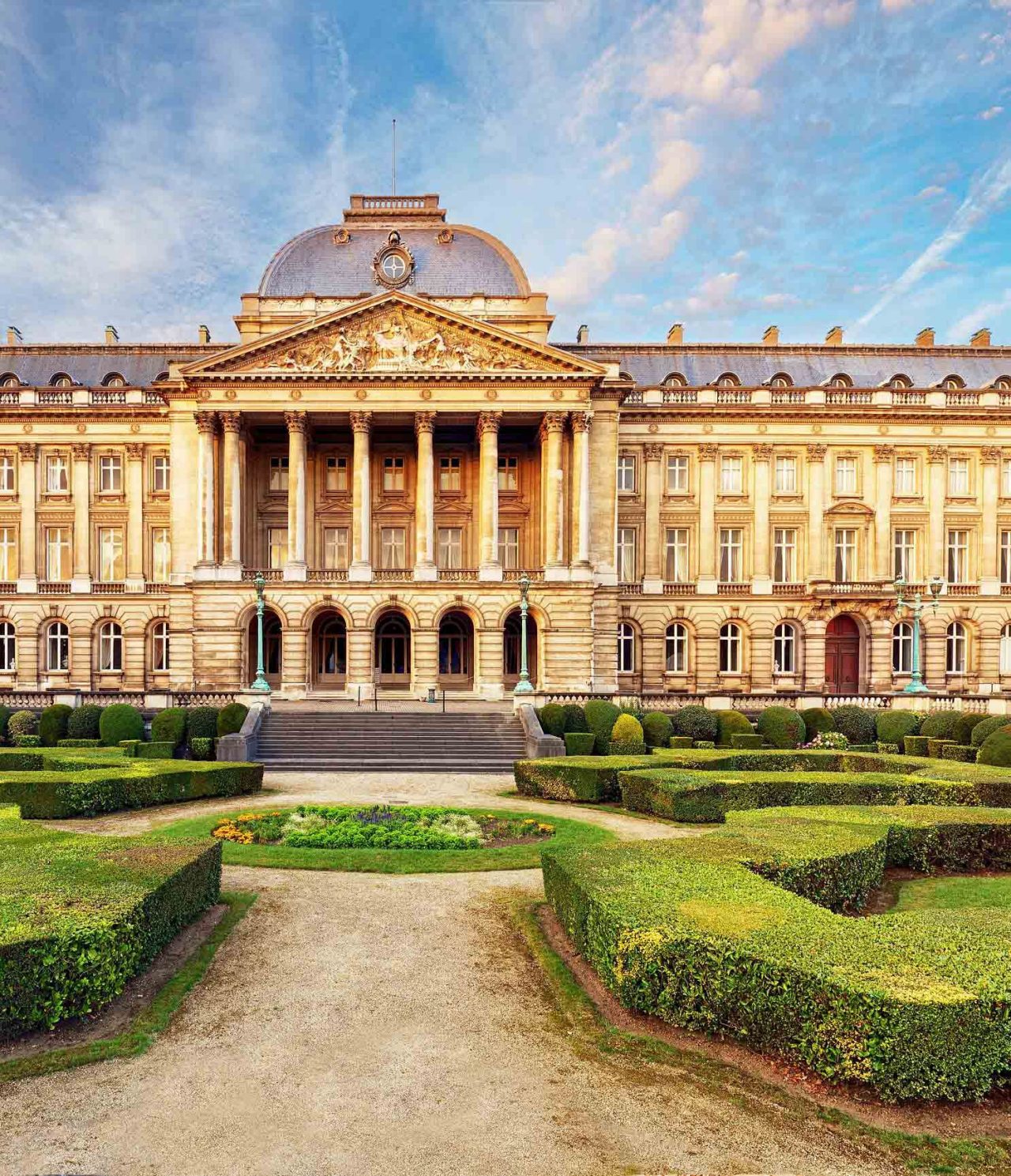 Verblijf in een hotel in Brussel, België, dicht bij het stadscentrum en ontdek de historische gebouwen