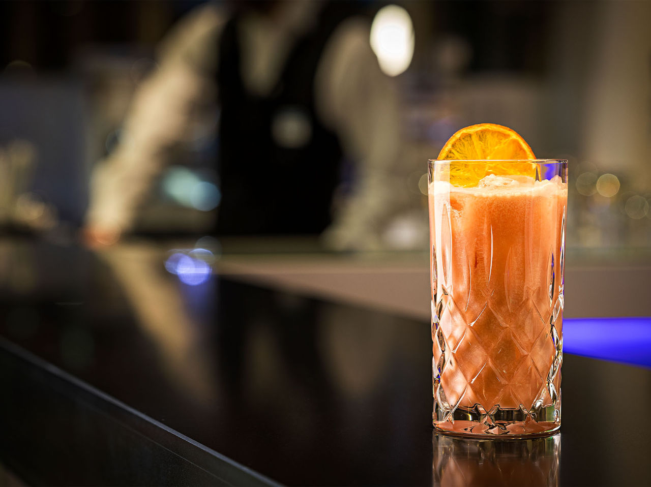 Aqua Bar & Lounge offers an array of cocktails and fresh juices in a cozy atmosphere